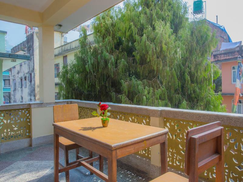 Oyo 255 White Zambala Hotel Kathmandu Exterior foto